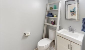 563 E Acadia Pt, Aurora, OH 44202