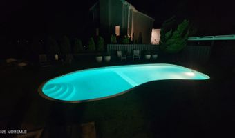 265 Cypress Dr, Bayville, NJ 08721