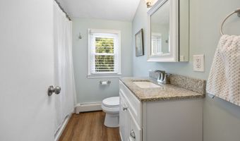 253 Sperry Rd, Bristol, CT 06010