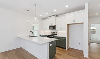 319 W Boxthorn, Andover, KS 67002