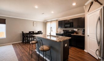 4081 Kings River Trl, Bauxite, AR 72011