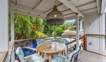 1461 Aunauna St, Kailua, HI 96734