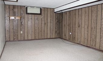 3 E Elm St, Alton, IL 62002