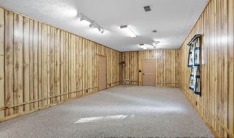 3342 Dumont Lake Dr, Allegan, MI 49010