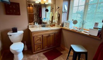 640 LAURISA Ln, Antigo, WI 54409
