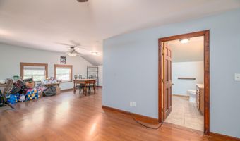 240 Middle Rd, Augusta, ME 04330