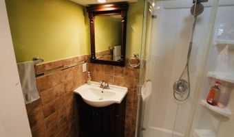 58 William St, Andover, NJ 07801
