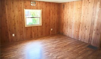 1310 W Kenwood Dr, Austin, IN 47102