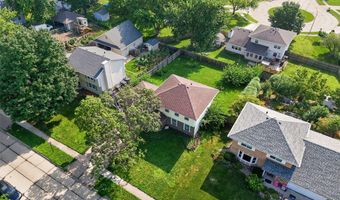 415 25th Ave SW, Altoona, IA 50009