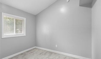 1254 Wade St, Austin, IN 47102