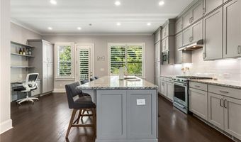 2022 Attell Way, Decatur, GA 30033