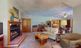 3840 CHAPEL HILL Dr, Erie, PA 16506
