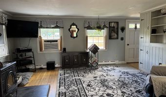 7 Garney Rd, Brookfield, NH 03872