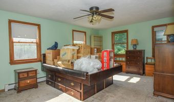 179 County Rd, Ashby, MA 01431