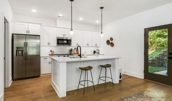 108 Glendale Ave, Asheville, NC 28803