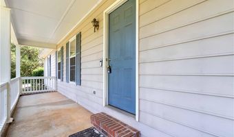 366 Ridgeview Dr, Auburn, GA 30011