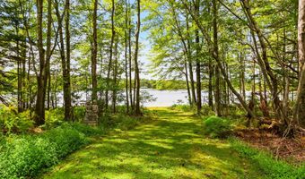 141 Embill Dr, Blakeslee, PA 18610