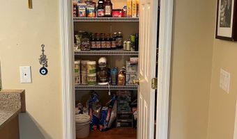 9 Apalachee St, Apalachicola, FL 32320