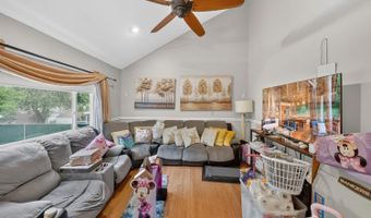 345 Woodruff Ave, Avenel, NJ 07001