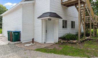 1903 E APPLE CREEK Rd, Appleton, WI 54913