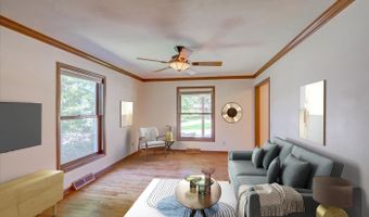 21 E Newhaven Cir, Madison, WI 53717