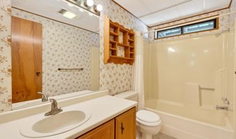 1783 DEARINGER Rd, Addy, WA 99101