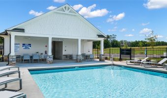 524 Almere Dr, Hampton, GA 30228