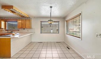 560 Oakley Ave, Burley, ID 83318