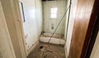 419 S 10TH St, Belen, NM 87002