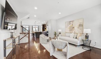 44713 PLYMPTON Sq, Ashburn, VA 20147