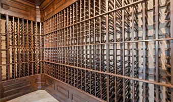 33 Promontory Ridge Dr, Las Vegas, NV 89135