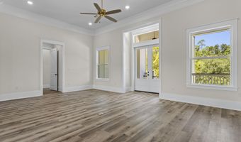 100 Blue Ridge Ct, Bay St. Louis, MS 39520
