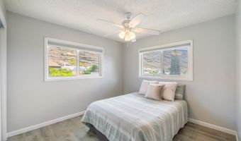 819 Papalalo Pl, Honolulu, HI 96825