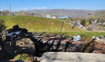 1105 COLUMBIA VIEW Dr, Arlington, OR 97812