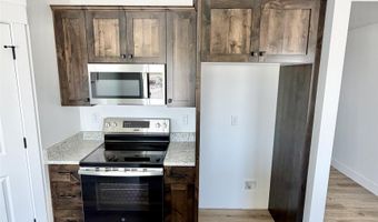 1880 Brynwood Ave, Chubbuck, ID 83202