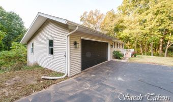 8924 28th St SE, Ada, MI 49301