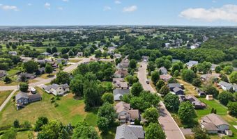 10607 56th St NE, Albertville, MN 55301