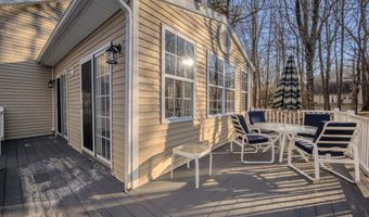 113 MECKESVILLE Rd, Albrightsville, PA 18210