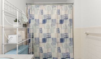 27 Adams Rd, Bloomfield, CT 06002