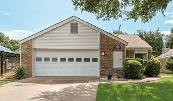 14826 Le Grande Dr, Addison, TX 75001