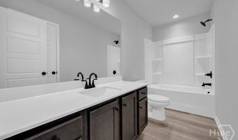 415 Station Overlook Dr, Auburn, GA 30011