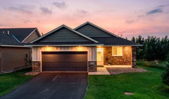 2726 11th Ave, Anoka, MN 55303