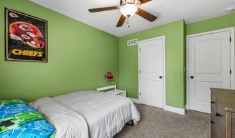 806 154th Cir, Basehor, KS 66007