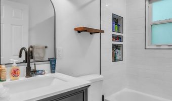 5110 N 19TH Rd N, Arlington, VA 22207