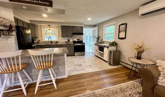 128 Mallego Rd, Barrington, NH 03825