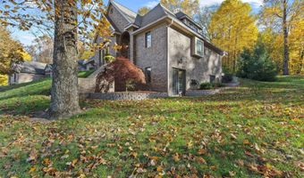 209 River Dr, Bloomfield, IN 47424