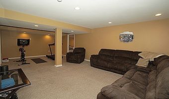 47 Timber Cove Ct, Amherst, NY 14051