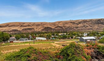 1101 5th St, Asotin, WA 99402