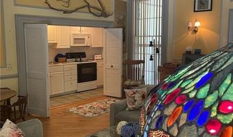 46 Chastellux Ave, Newport, RI 02840