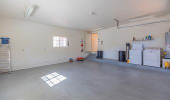 3433 Thunder Rd, Alamogordo, NM 88310